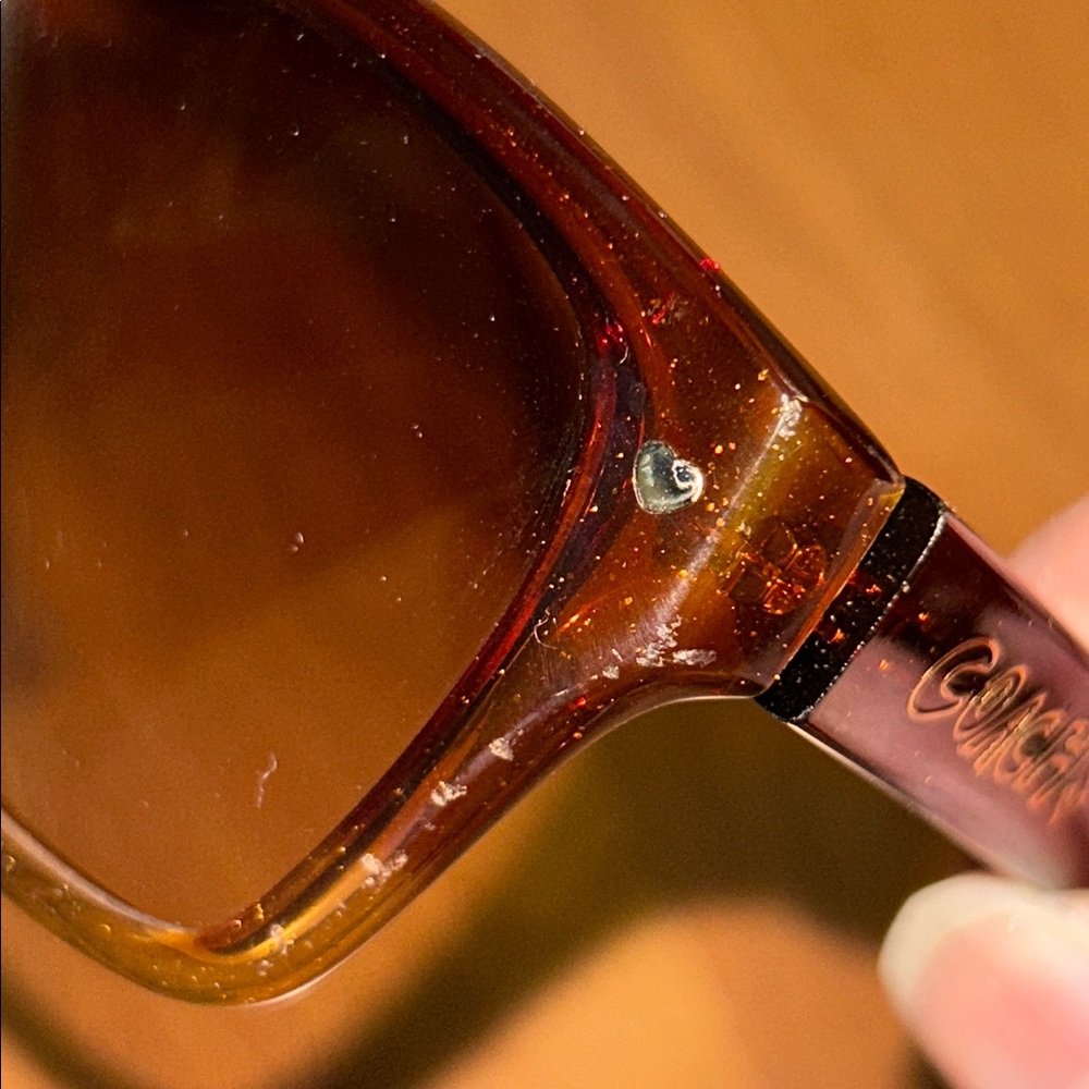 Coach Poppy Brown sparkle Sunglasses with  
Graffiti Poppy sunglass case - Picture 3 of 14